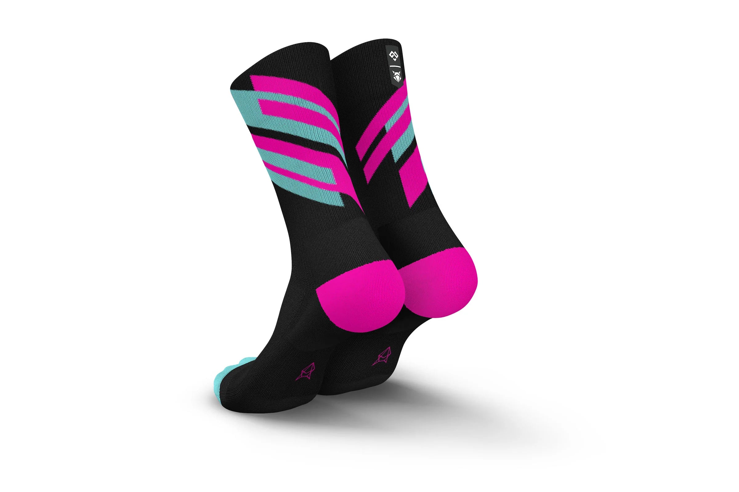 Incylence Renewed 97 Philipp Pflieger Training V4 Black Mint Pink